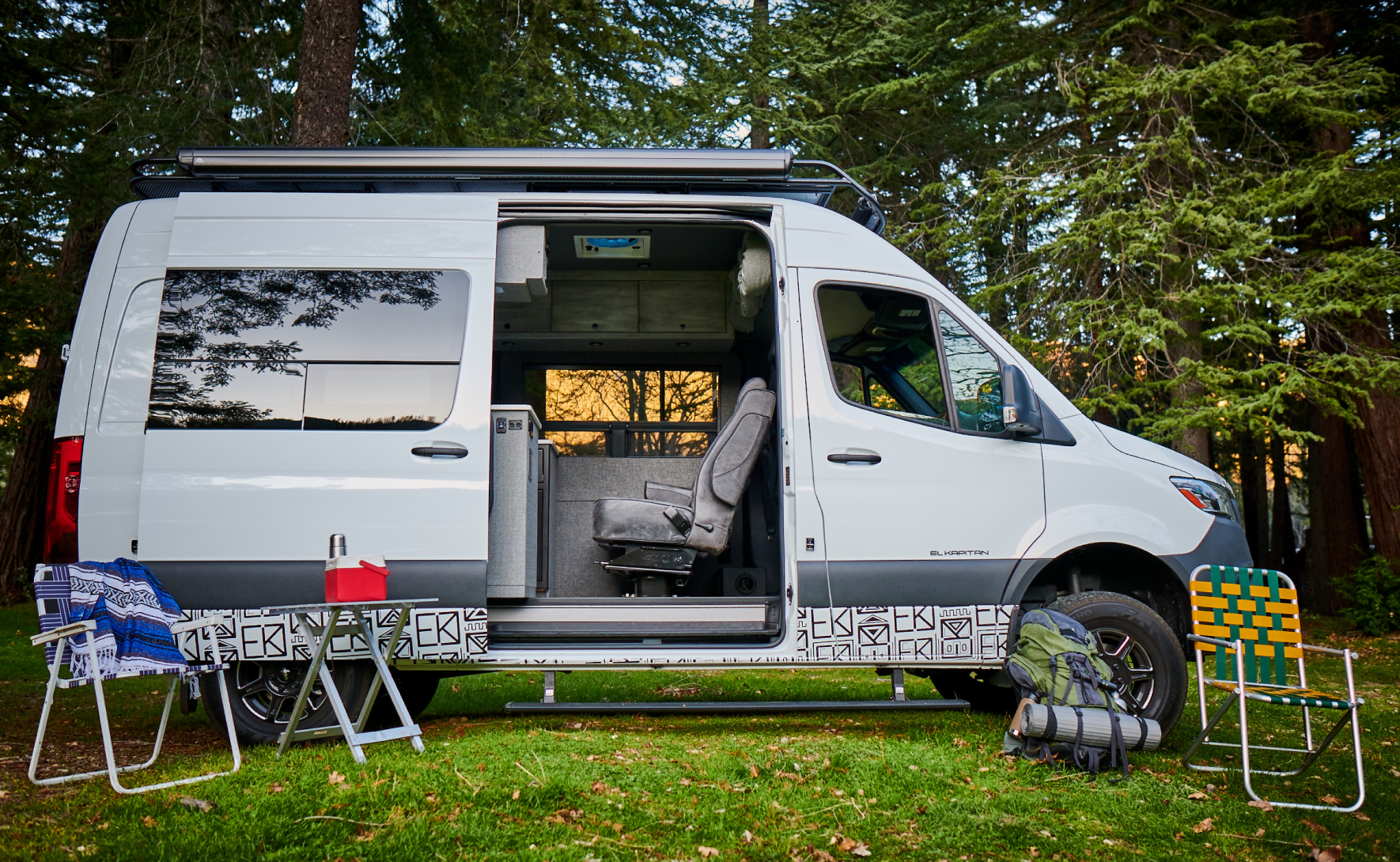 Camper vans: Family vehicle feel while driving.